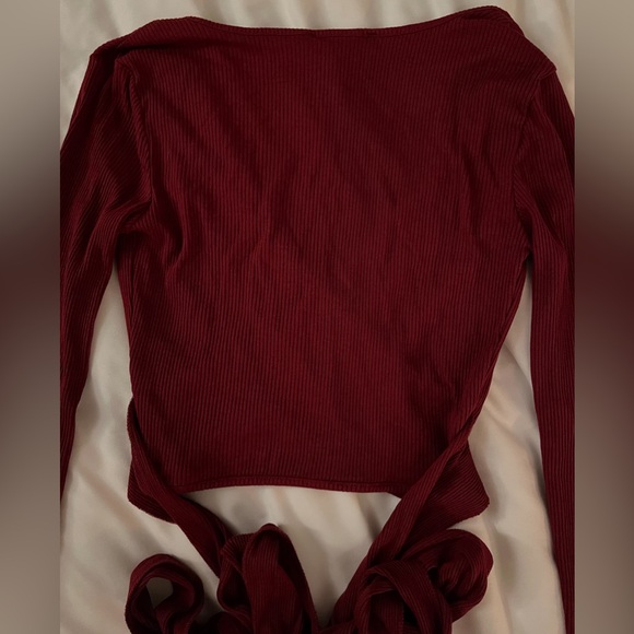 Forever 21 Small Ribbed Burgundy Tie-up Wrap Crop Top - Picture 10 of 11
